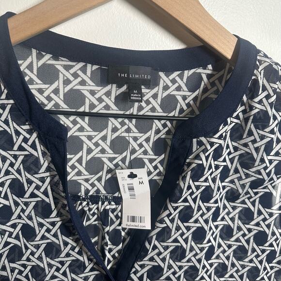 NEW The Limited Navy Blue White Sheer Printed Tank Top Size Medium - Picture 3 of 8